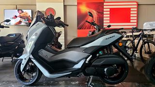 Yamaha NMAX 125 2026 NMAX 125 TECH MAX-thumb-3