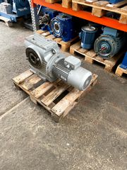 SEW 1.5KW(2HP) 2.4RPM-thumb-1