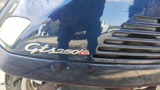 Piaggio Vespa GTS 250 2016 IE-thumb-11