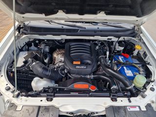 Isuzu D-Max 2019 1.5 ΚΑΜΠΙΝΑ-thumb-16