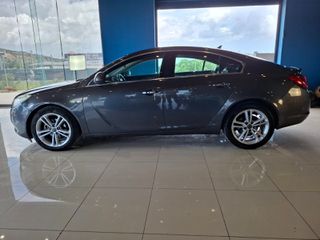 Opel Insignia 2009 1ο Χέρι ! Πλήρες Book Service ! Καινούρια Ελαστικά ! Πληρωμένα Τέλη '25 !-thumb-8