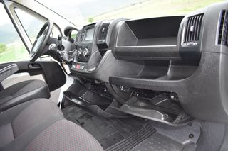 Καρότσα Peugeot 2019 BOXER 3ΘΕΣΙΟ - 6TAXYTO NAVI-thumb-13