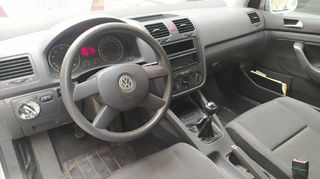 Volkswagen Golf 2004 FSI 1.4 CC 90 HP-thumb-9
