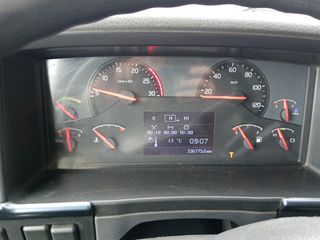 Γερανοί - Φορτηγά Με Γερανό Volvo 2012 FH420-thumb-10