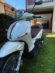 Piaggio Beverly 300i 2011-thumb-2