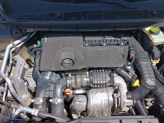 Peugeot 308 2016 BLUE HDI Diesel 1560cc 100Hp-thumb-17