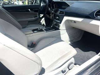 Mercedes-Benz C 180 2012 W204-thumb-6