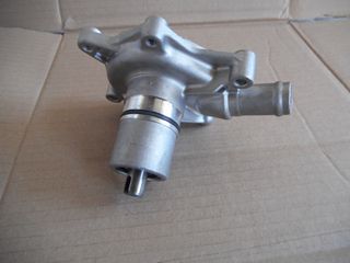 Honda XRV 750 Africa Twin  1987/2005 Καινούρια Αντλία/Τρόμπα νερού