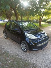 Peugeot 107 2012-thumb-1