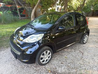 Peugeot 107 2012-thumb-6