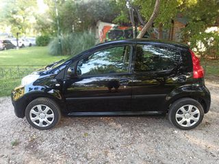 Peugeot 107 2012-thumb-9