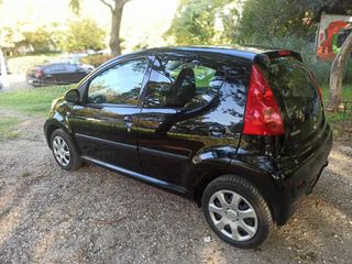 Peugeot 107 2012-thumb-10