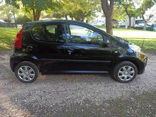 Peugeot 107 2012-thumb-18