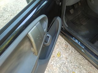 Peugeot 107 2012-thumb-22