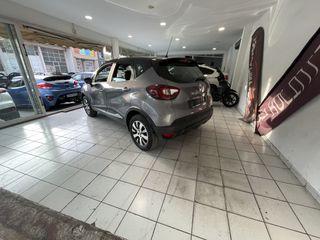 Renault Captur 2018 B-Tone led-thumb-3
