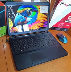 HP 15 με ΤΕΤΡΑΠΥΡΙΝΟ επεξεργαστή AMD, μνήμη RAM 4GB, Δίσκος 500GB με Windows10 + Office, ΟΘΟΝΗ 15,6΄΄