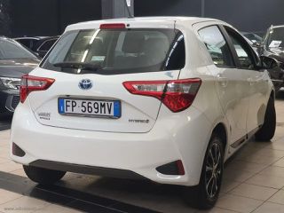 Toyota Yaris 2018 ΥΒΡΙΔΙΚΟ ΑΥΤΌΜΑΤΟ-thumb-2
