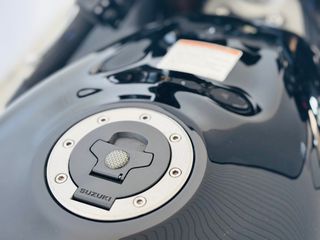 Suzuki GSXR 1300 Hayabusa 2004 GEN1 - 1ο ΧΕΡΙ - ΕΛΛΗΝΙΚΟ - ΜΕ ΕΞΑΤΜΙΣΕΙΣ - ΑΡΙΣΤΟ-thumb-38
