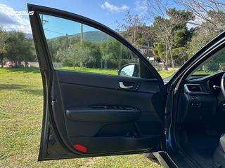 Kia Optima 2017-thumb-28