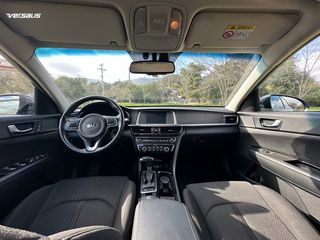 Kia Optima 2017-thumb-13