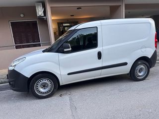 Opel Combo 2018 1.3 CDTI ECOFLEX DIESEL-thumb-2