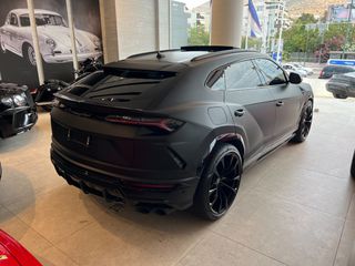 Lamborghini Urus 2019-thumb-5