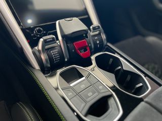 Lamborghini Urus 2019-thumb-10