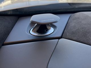 Lamborghini Urus 2019-thumb-15