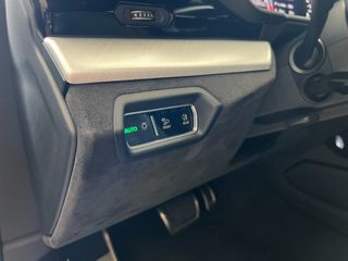 Lamborghini Urus 2019-thumb-16