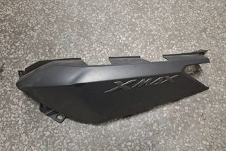 Αριστερή ουρά Yamaha X-MAX 250