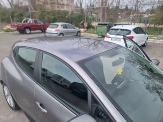 Renault Clio 2014-thumb-6