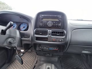 Nissan PickUp 2009 D22-thumb-5