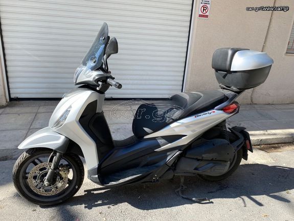 Piaggio Beverly 300i 2021 δεκτές ανταλλαγές