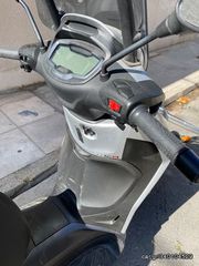 Piaggio Beverly 300i 2021 δεκτές ανταλλαγές-thumb-3
