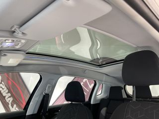 Peugeot 2008 2016 automatic panorama-thumb-22