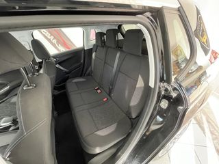 Peugeot 2008 2016 automatic panorama-thumb-11