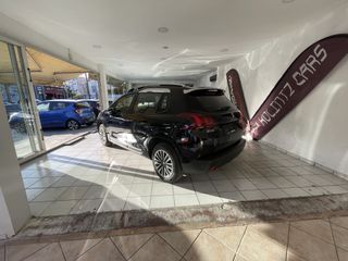 Peugeot 2008 2016 automatic panorama-thumb-3