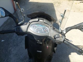SYM HD 200i EVO-thumb-1
