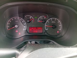 Opel Combo 2017-thumb-9