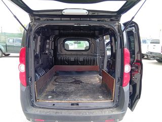 Opel Combo 2017-thumb-13