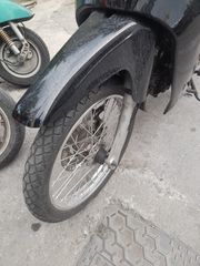 Modenas Kriss II 2004