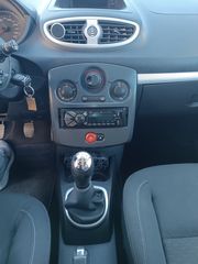 Renault Clio 2010-thumb-6