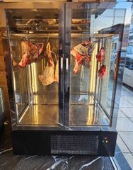 Βιτρίνα Συντήρηση 0/+8  η  Κατάψυξη -16/-18, τεσσάρων όψεων  Διαστάσεις 132x66x193cm