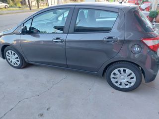 Toyota Yaris 2019 YARIS 1.4 DIESEL-thumb-2
