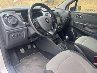 Renault Captur 2015 Renault Captur 1.5 dCi NAVIGATOR-thumb-8