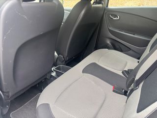 Renault Captur 2015 Renault Captur 1.5 dCi NAVIGATOR-thumb-12