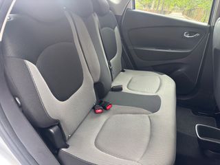 Renault Captur 2015 Renault Captur 1.5 dCi NAVIGATOR-thumb-14