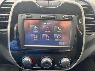 Renault Captur 2015 Renault Captur 1.5 dCi NAVIGATOR-thumb-17