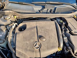 Mercedes-Benz GLA 220 2015 GLA 220-thumb-5