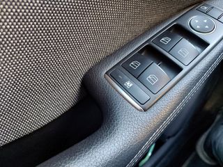 Mercedes-Benz GLA 220 2015 GLA 220-thumb-6